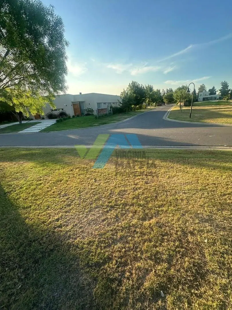 Lote a la laguna - EL CAZAL 5