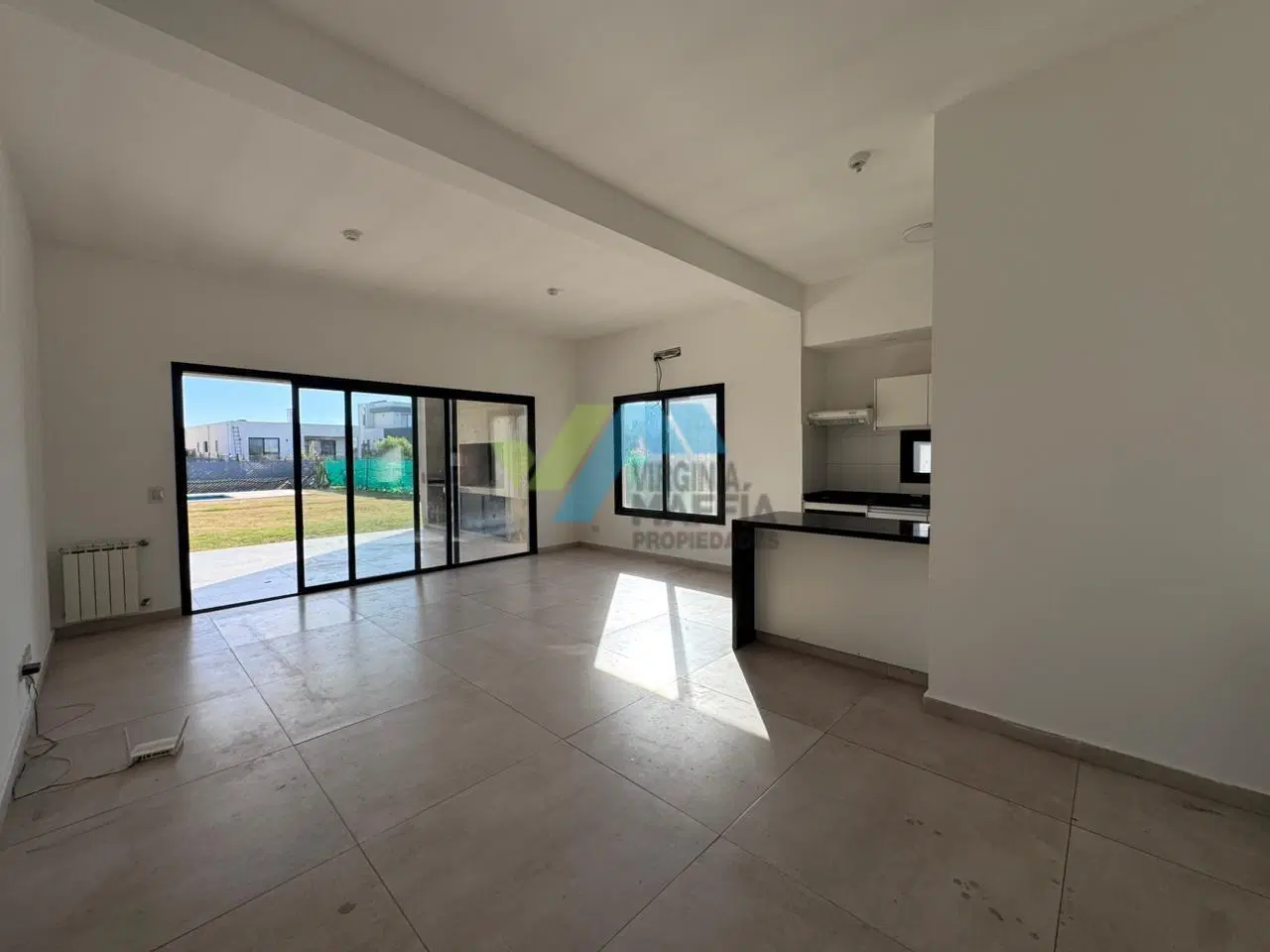 Alquiler anual casa con pileta - San Ramiro Pilar del Este 5