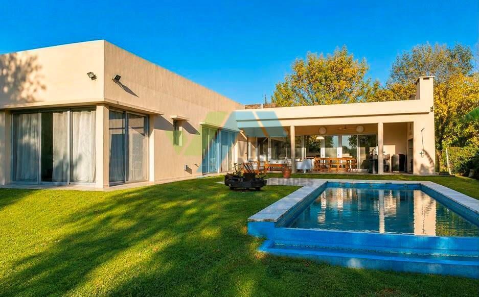 Foto de Alquiler anual de casa amoblada a la laguna - EL CAZAL, imagen 1