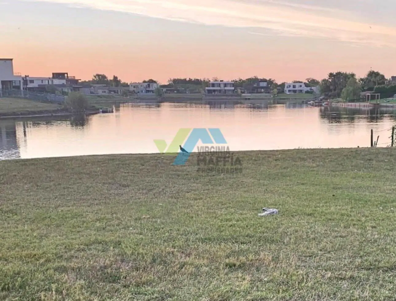 Lote a la laguna de 1173 m2 en San Sebastian area 10 4
