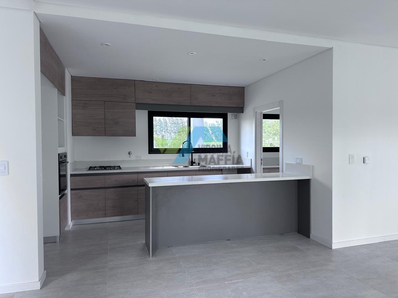 Foto de Casa en Venta en Monet Barrio Privado, Campana, G.B.A. Zona Norte, imagen 2
