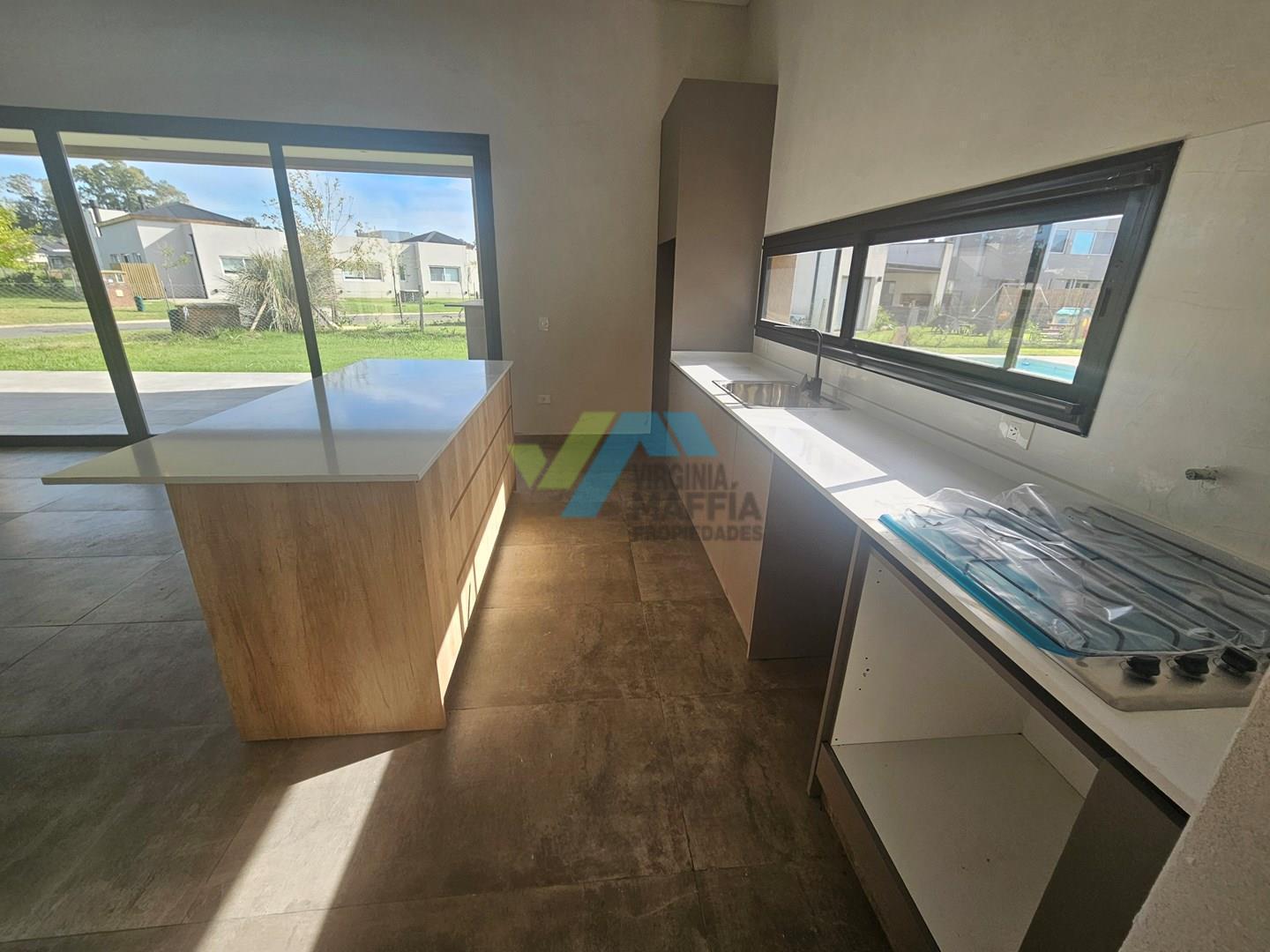 Foto de Casa en Alquiler en Santo Tomas, Derqui, Pilar, imagen 1