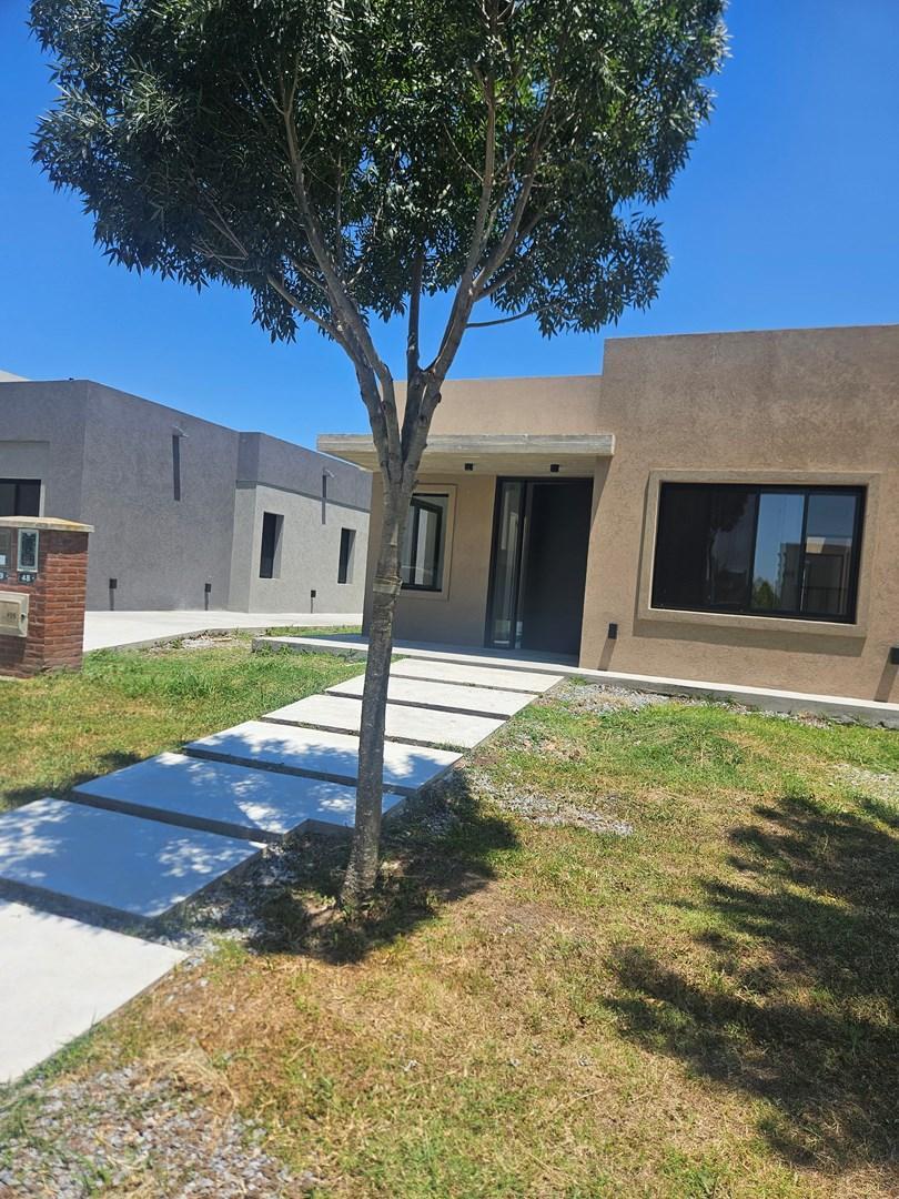 Foto de Casa en Alquiler en Santo Tomas, Derqui, Pilar, imagen 3