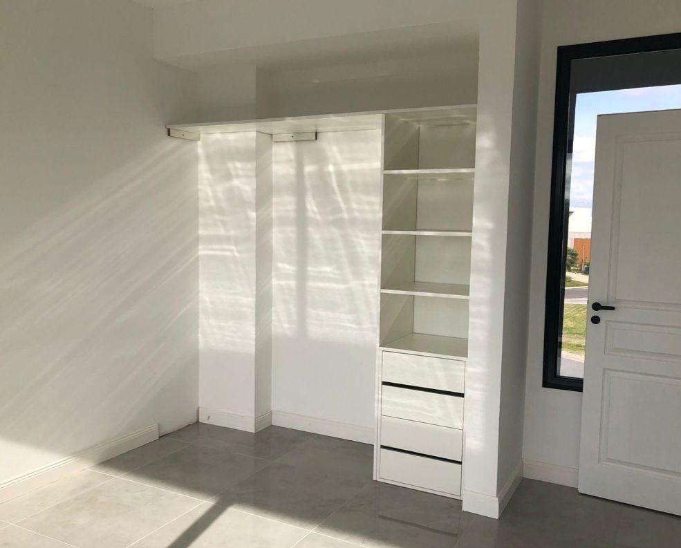 Foto de Venta de casa en dos plantas con pileta en SAN SEBASTIAN AREA 8, imagen 4