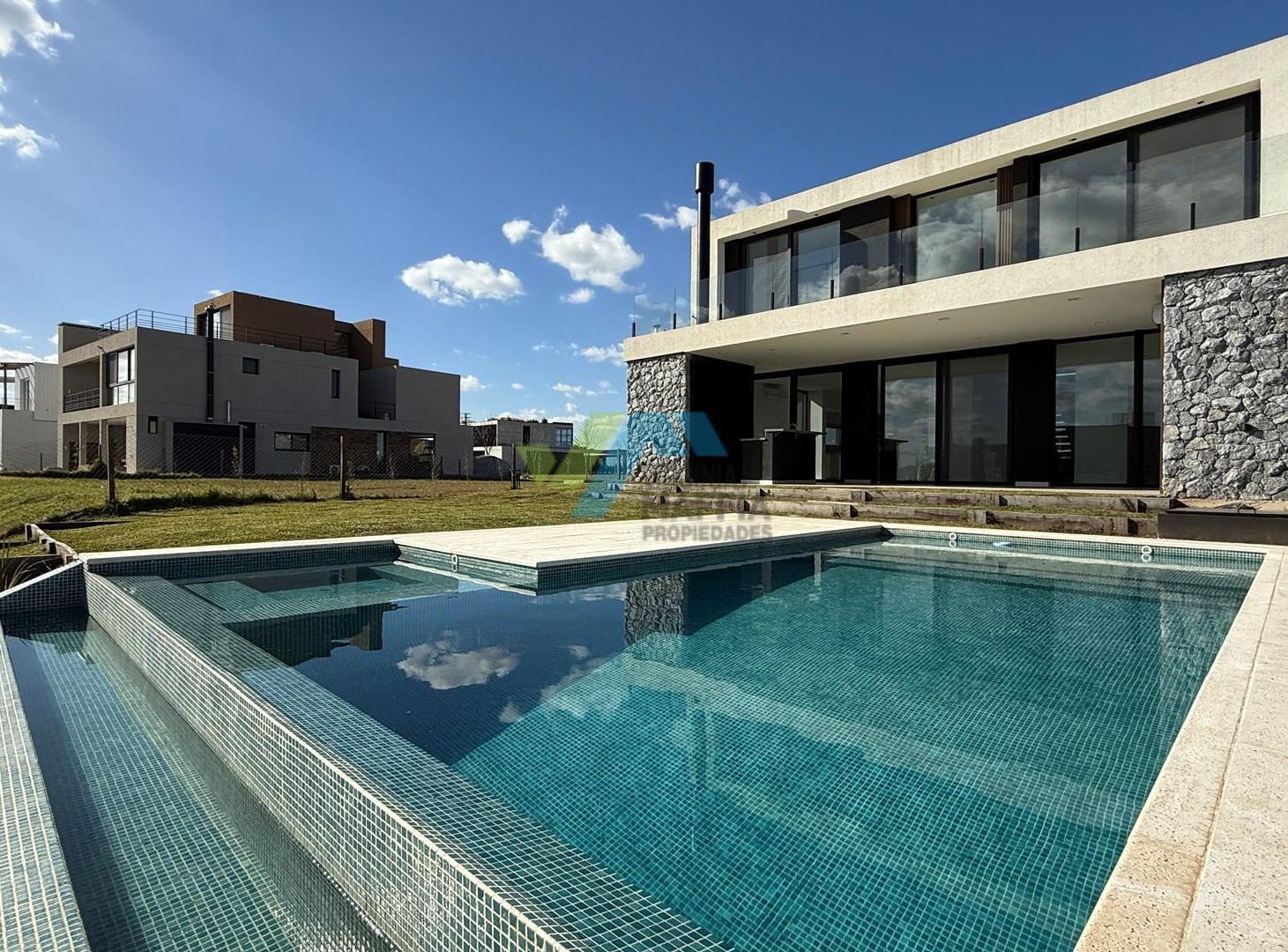 Casa  en Alquiler en Costas, Puertos, Escobar