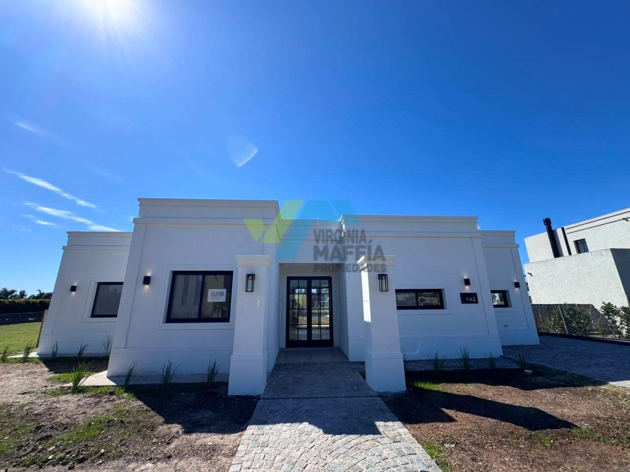 Foto de Casa con pileta a la laguna - SAN MATIAS, imagen 2