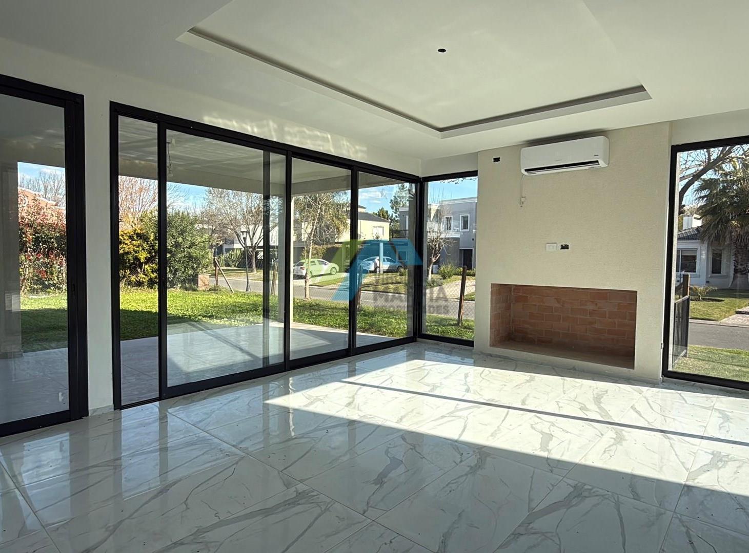 Foto de Casa en Venta en Los Eucaliptos, Haras Santa Maria, Escobar, imagen 3