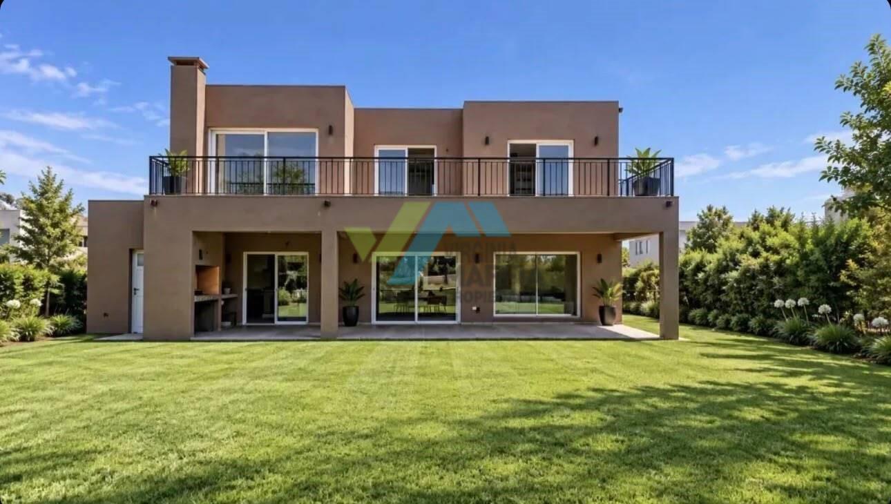Foto de Casa en dos plantas con pileta - Haras Santa Maria, imagen 2