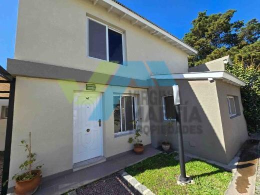 Foto de Departamento Dúplex en Venta en La Fernanda, Villa Rosa, Pilar, imagen 3