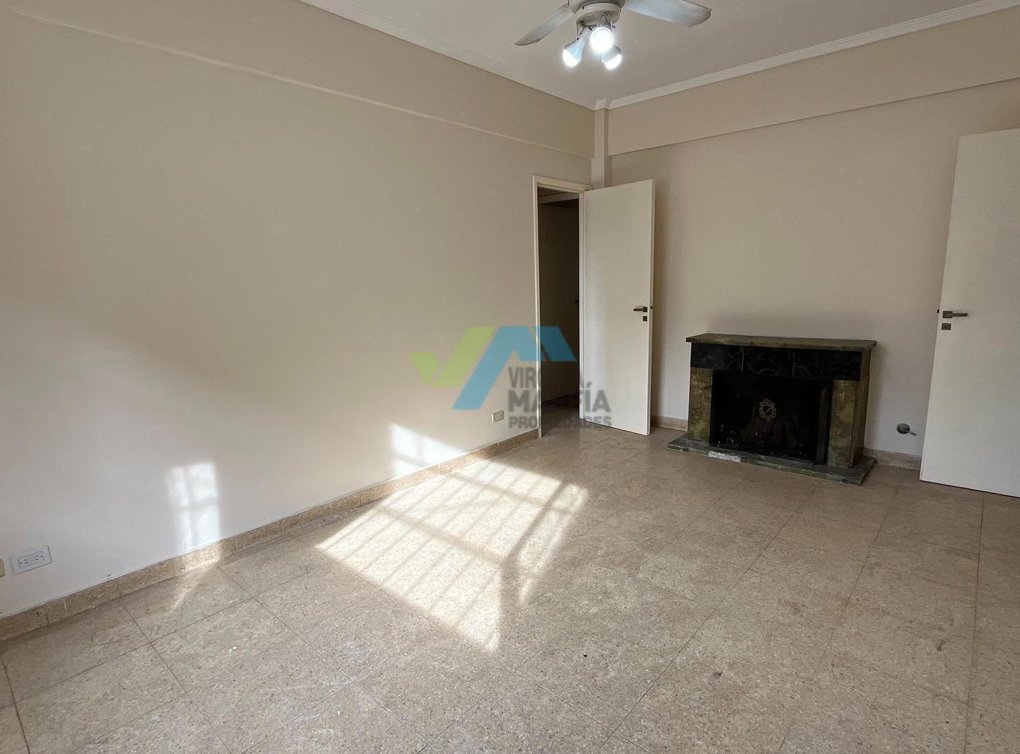 Foto de Departamento PH en Venta en Monte Castro, Capital Federal, Buenos Aires, imagen 1