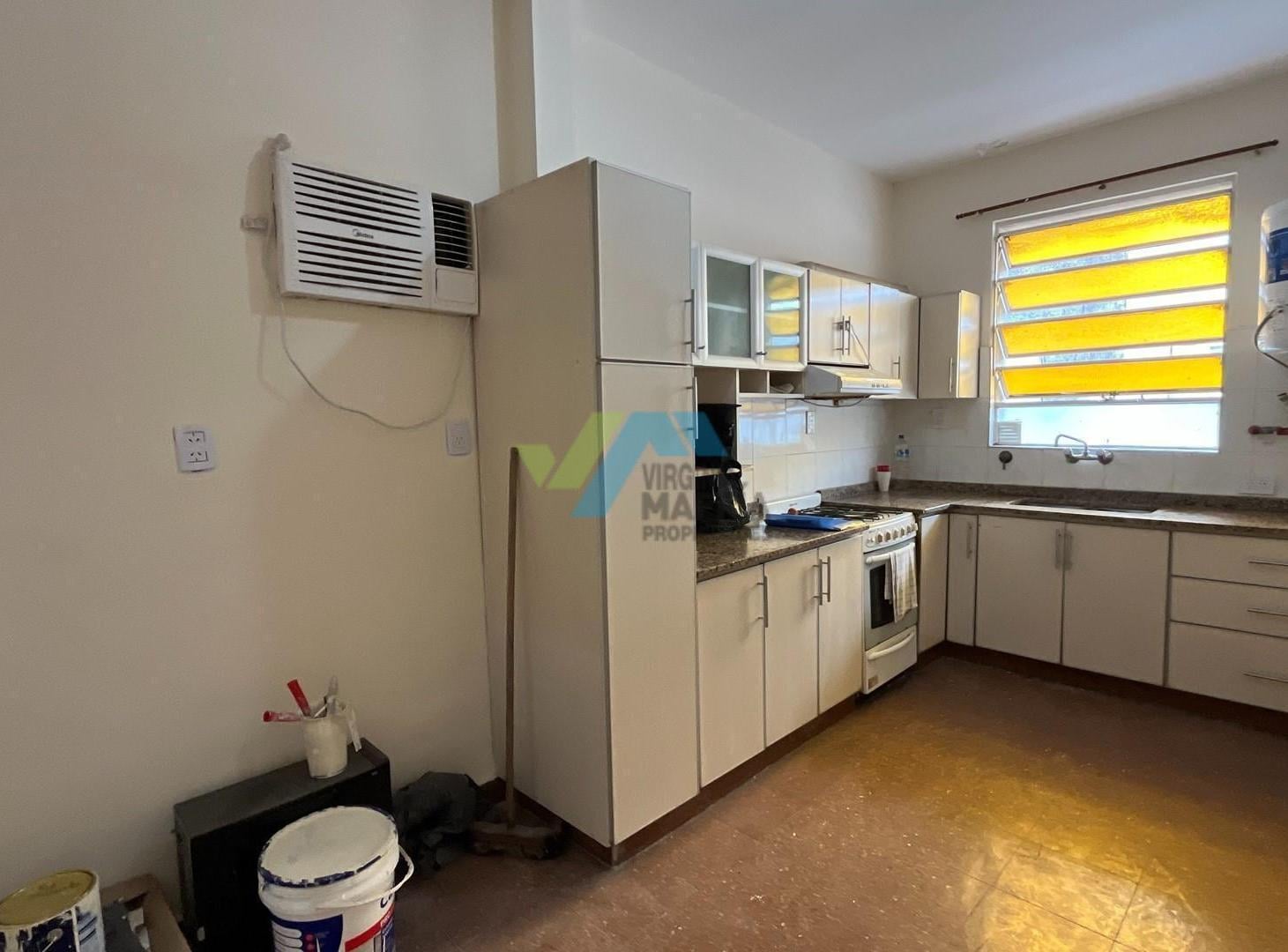 Foto de Departamento PH en Venta en Monte Castro, Capital Federal, Buenos Aires, imagen 4