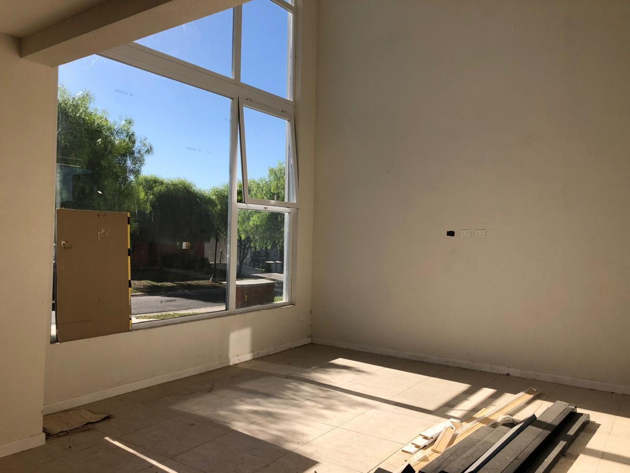Foto de Venta de casa en una planta y lote interno - SANTA ELENA PILAR DEL ESTE, imagen 3