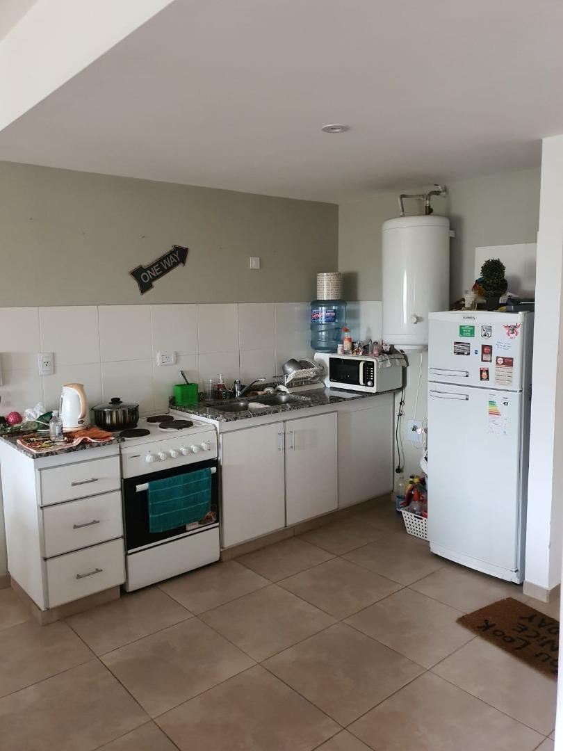 Venta Departamento 2 Amb con Cochera en El Centro de Merlo 5