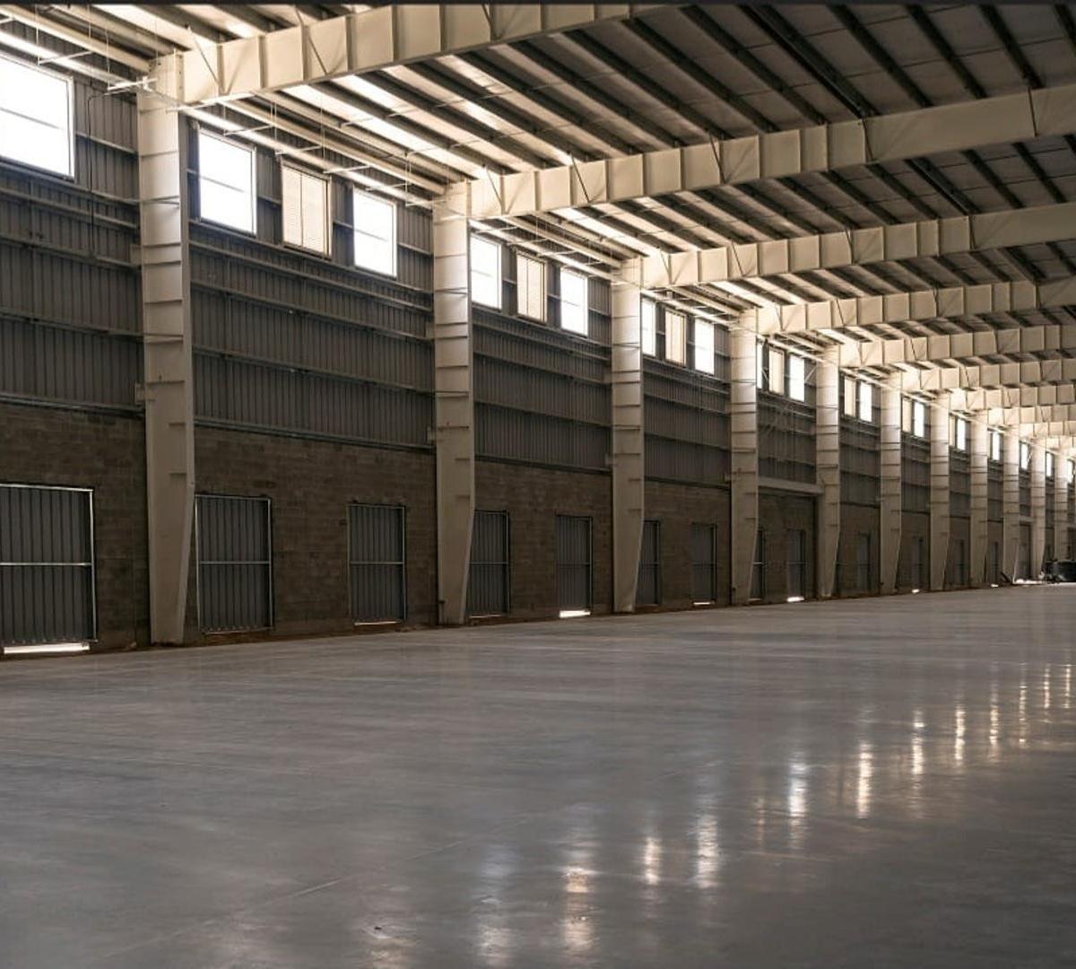 Alquiler Plaza Logística Tortugas 6.000 m² en Garín 2