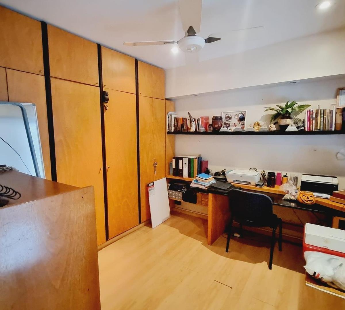 Foto de Venta Departamento de 6 ambientes con 2 cocheras, imagen 5