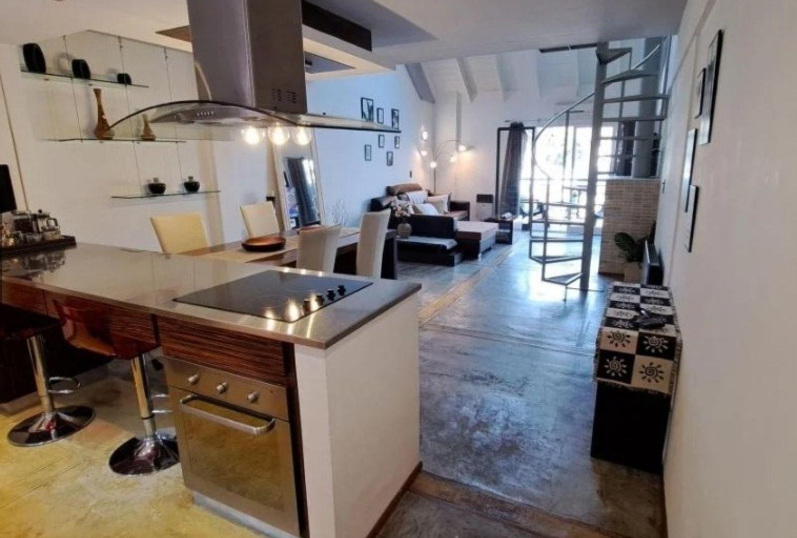 Venta de dúplex de 2 ambientes en Las Cañitas