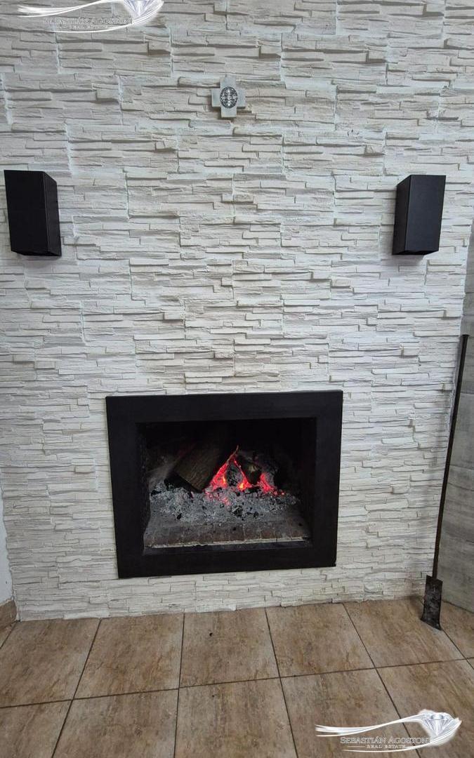 Foto de CASA 3 AMBIENTES CON PILETA RECICLADA 100%, imagen 2