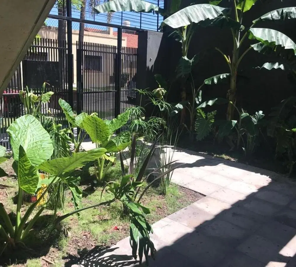 Venta de innovador Dúplex con cochera en Castelar Sur 5