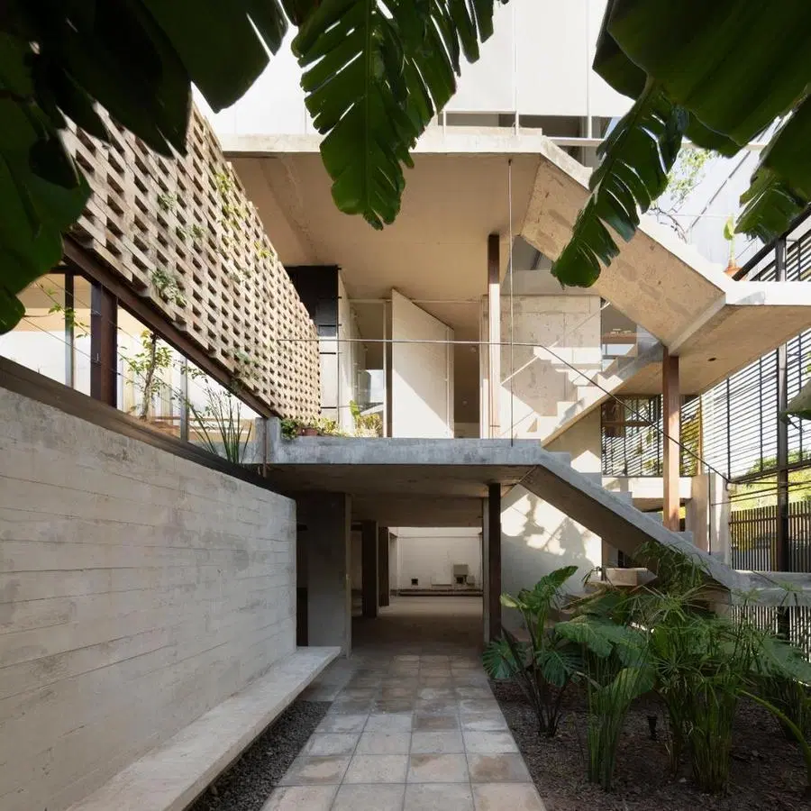 Venta de oficina con cochera y terraza en Castelar Sur 3