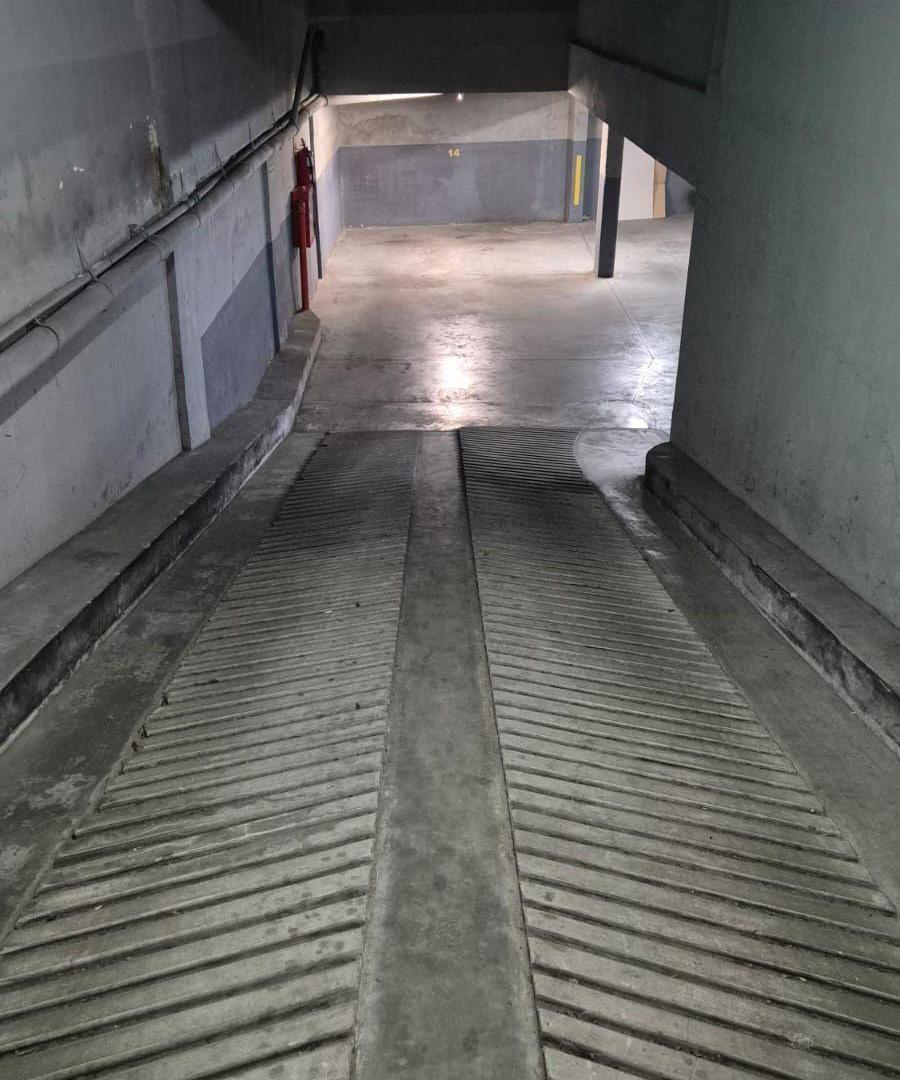Foto de Venta Cochera Fija y Cubierta en Belgrano, imagen 4