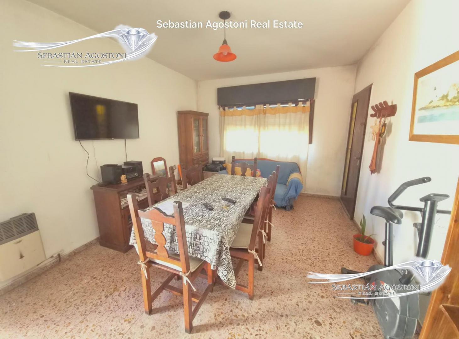 Alquiler casa 3 ambientes con cochera