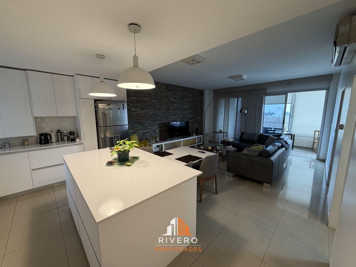 Foto de Venta Departamento Premium 2 Habitaciones Cochera Monte Grande Centro, imagen 2