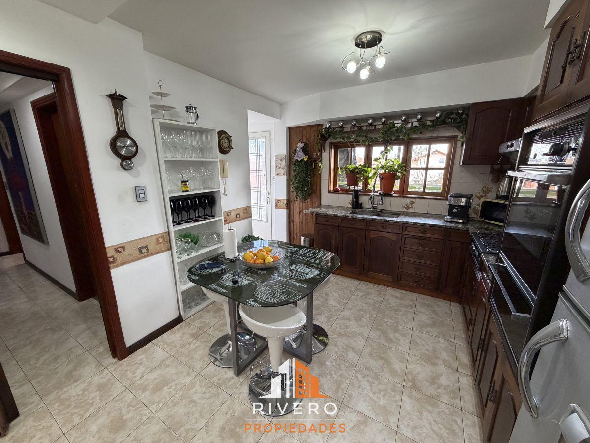 Foto de Venta Casa en Planta alta 6 ambientes Quincho - Monte Grande Centro, imagen 5