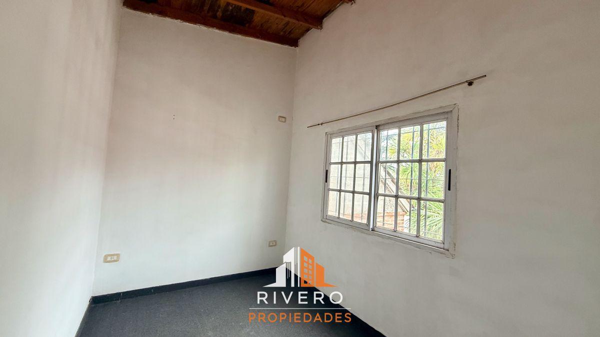 Foto de Alquiler - Departamento PH 3 Habitaciones - L. Guillón, imagen 2