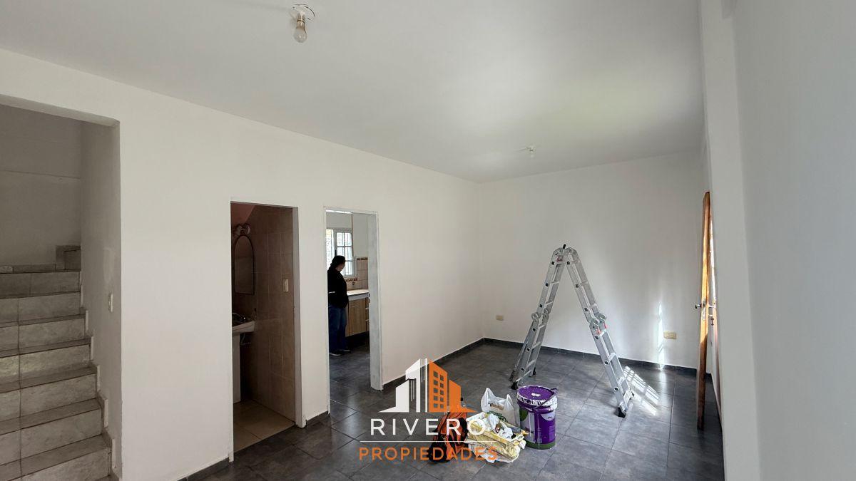 Foto de Alquiler - Departamento PH 2 Habitaciones - L. Guillón, imagen 5