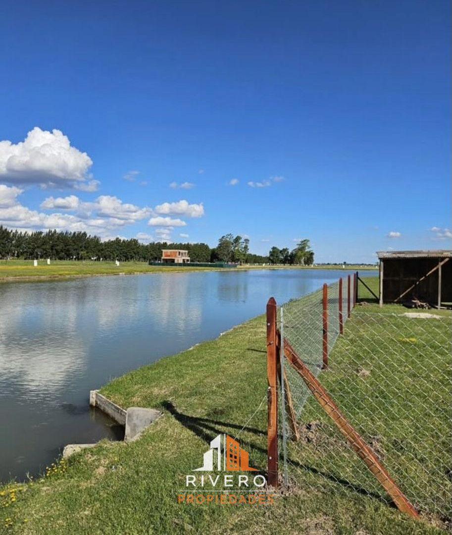 Foto de VENTA Lote a Laguna 878 m2 - Etapa 1 - Las Victorias Barrio Privado, imagen 2