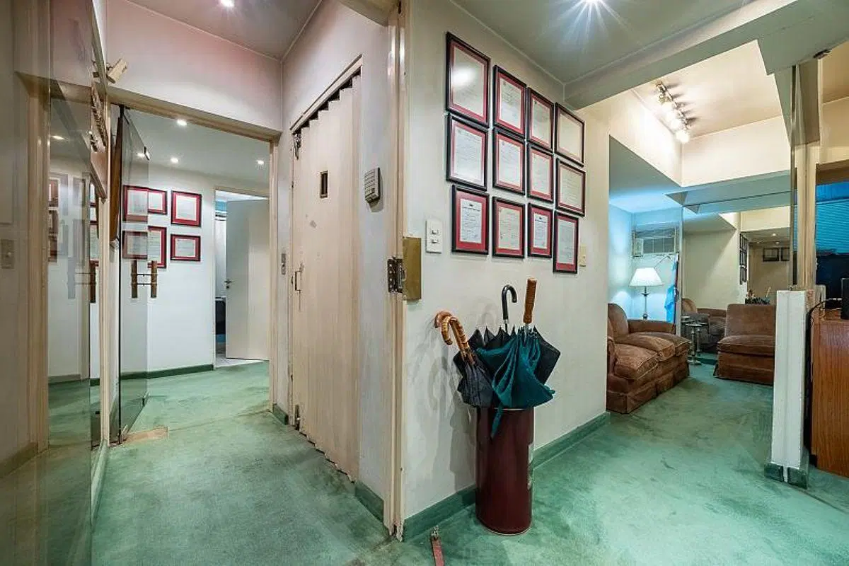 VENTA! IMPONENTE SEMIPISO 96 m² - APTO PROFESIONAL - IDEAL ESTUDIO O CONSULTORIOS (Retiro) 8