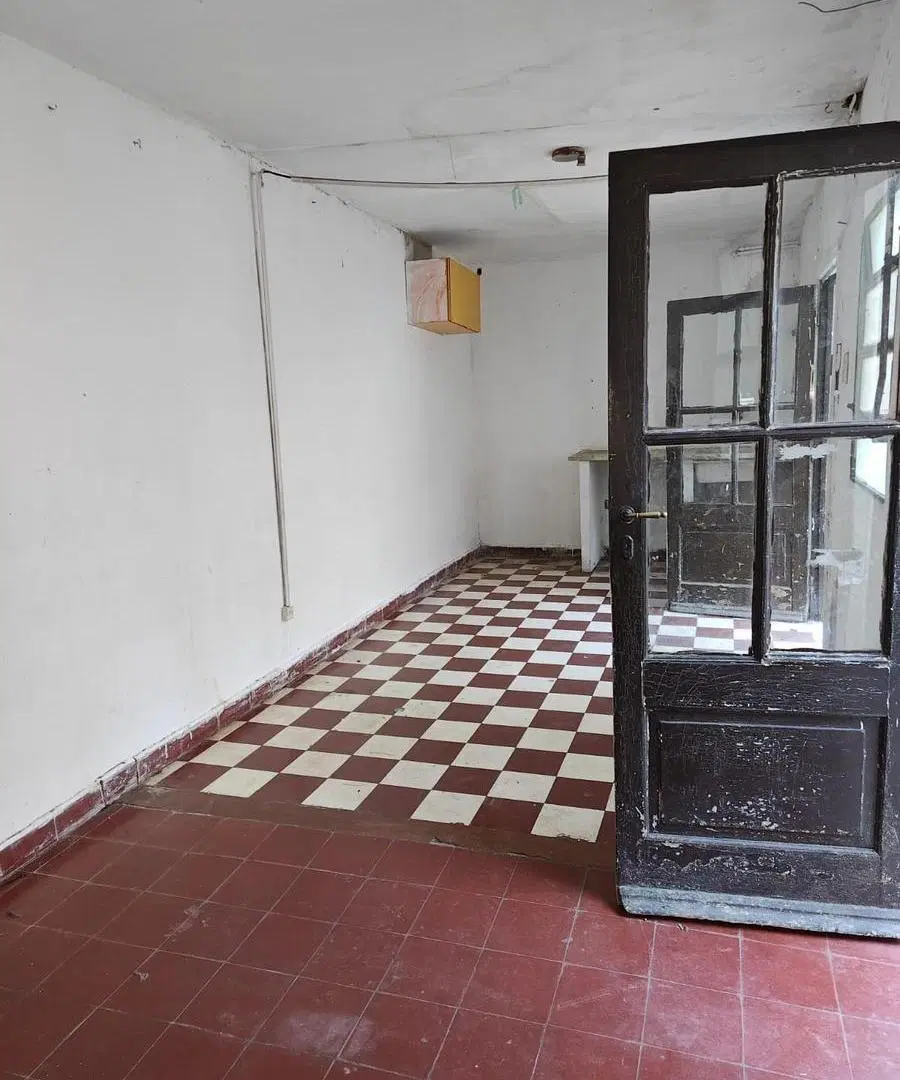 ALQUILER! Casa en Lote Propio - 6 Ambientes con Patio y Terraza -APTO PROFESIONAL (Flores) 4