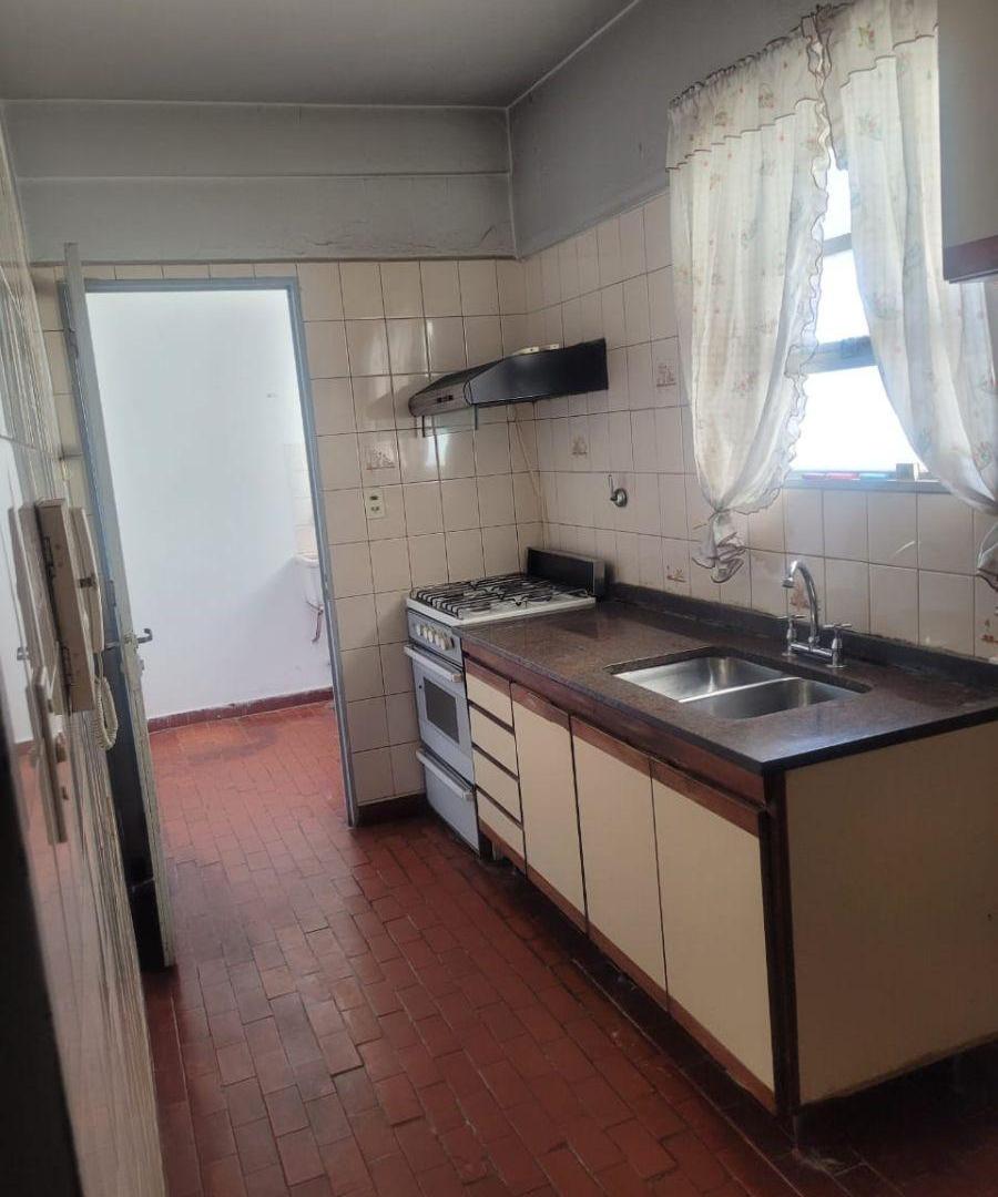 Foto de OPORTUNIDAD! VENTA / ALQUILER! departamento 3 ambientes al frente, imagen 3