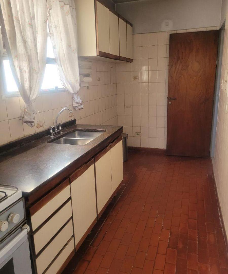 Foto de OPORTUNIDAD! VENTA / ALQUILER! departamento 3 ambientes al frente, imagen 5