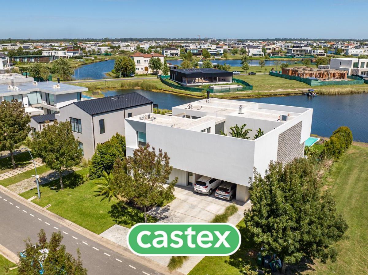 Casa Rampa de Estudio PKa a la venta en Muelles. Puertos.