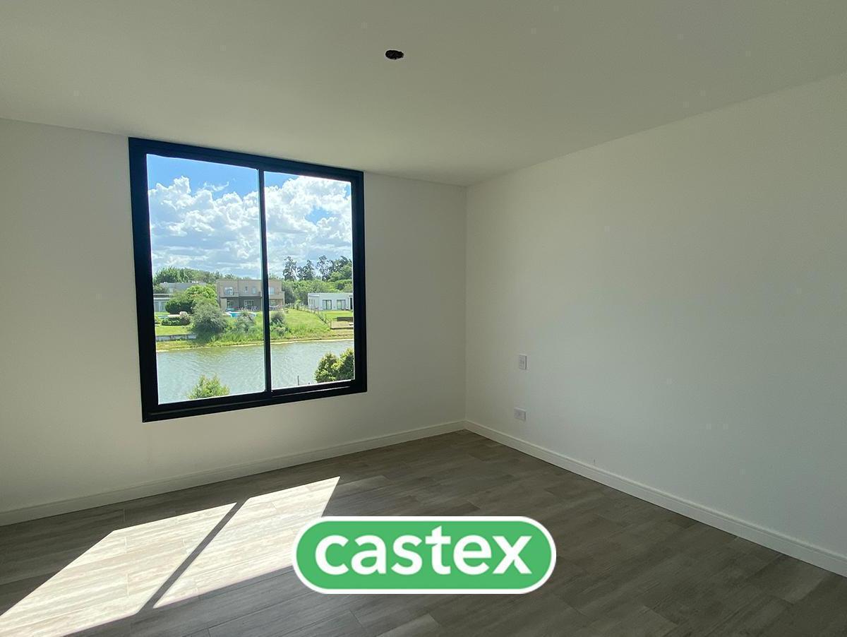 Moderna Casa en Venta en San Matías a La Laguna 4