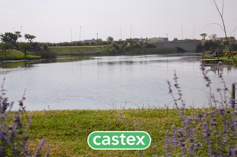 Lote al agua en venta en Puertos, Acacias