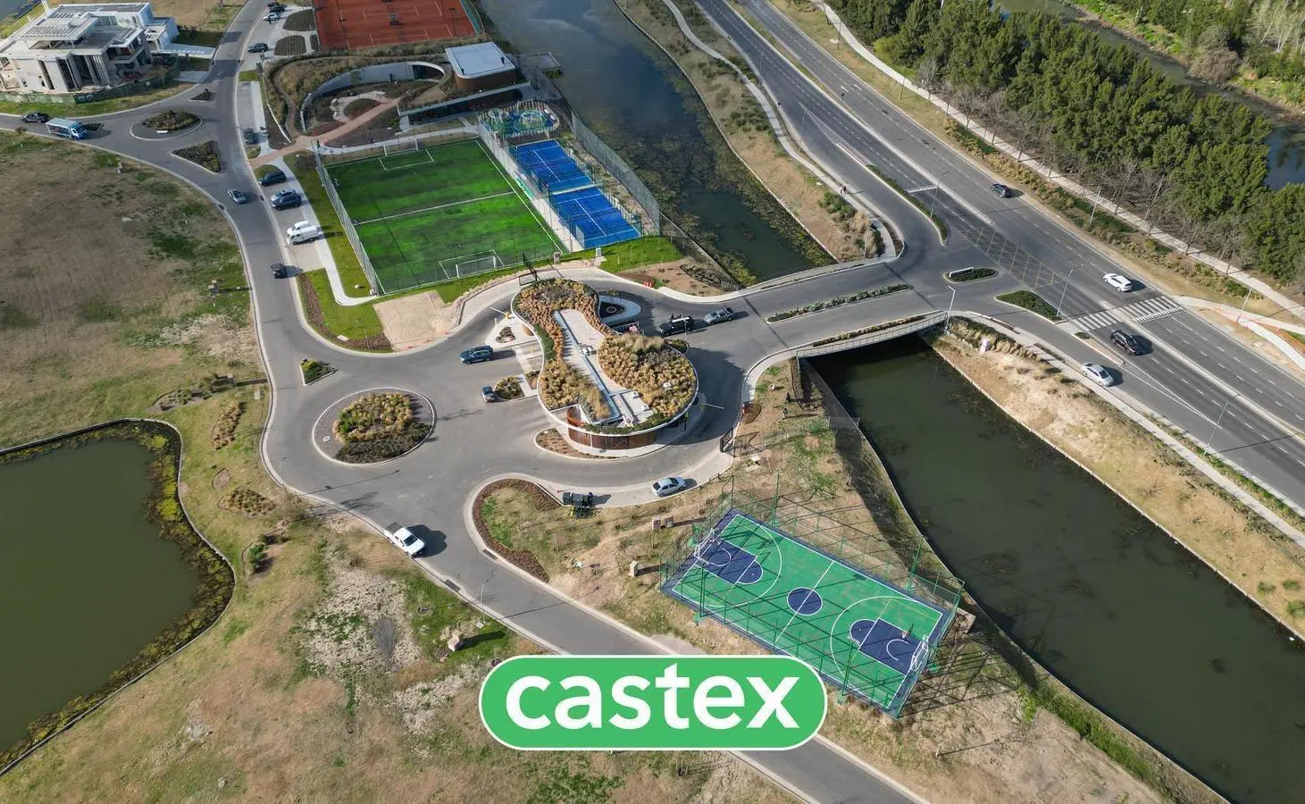 Lote en Los Puentes al lago central de Nordelta 2