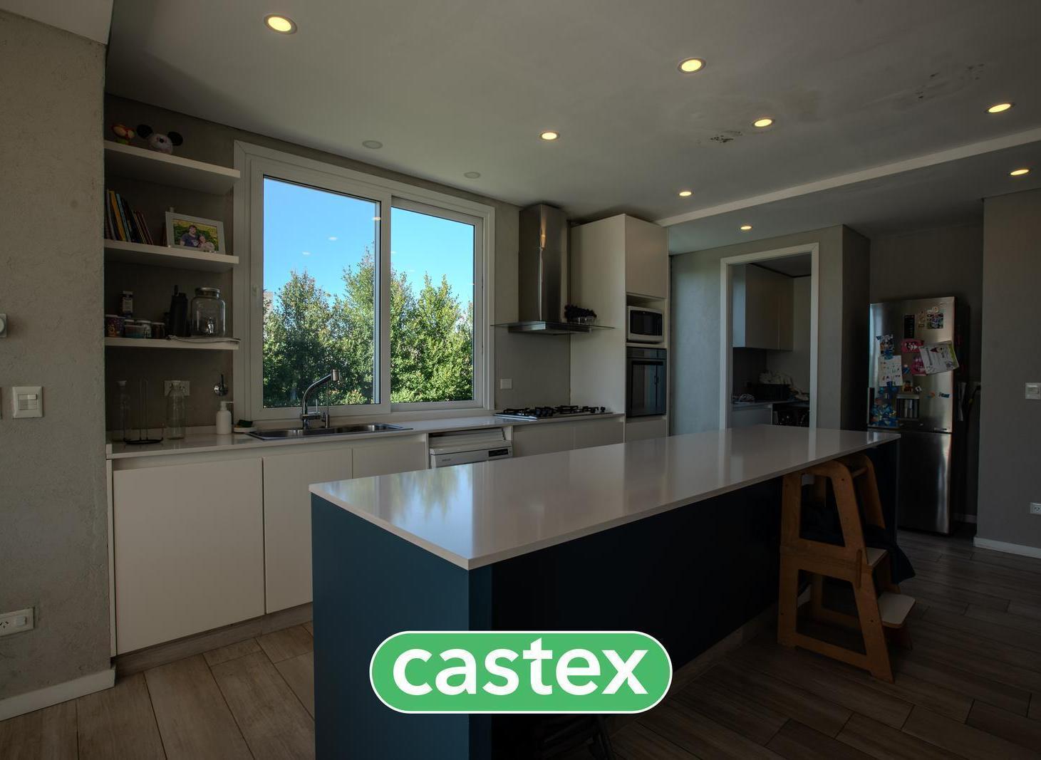 Foto de Casa en Venta en Barrio Ceibos, Puertos de Escobar, imagen 3