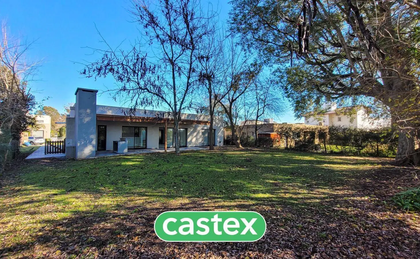 Casa a la venta en lote central, en San Matías, Escobar. 4