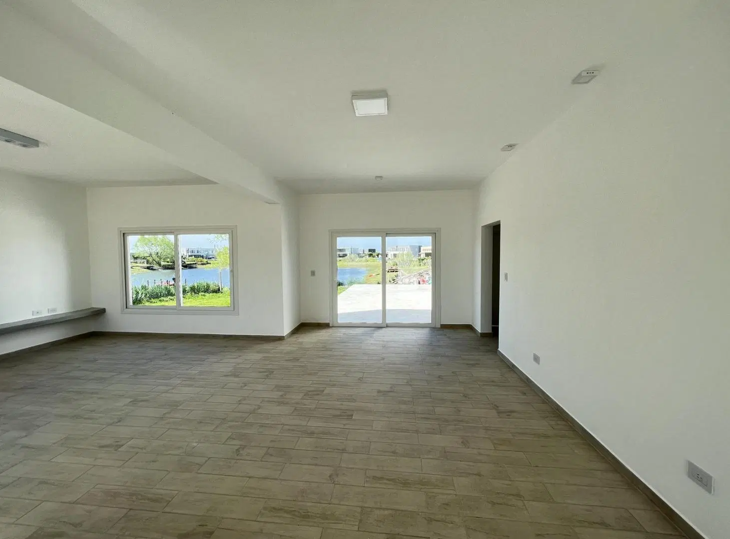 Casa en venta al Agua, Barrio El Canton Norte , Escobar 1