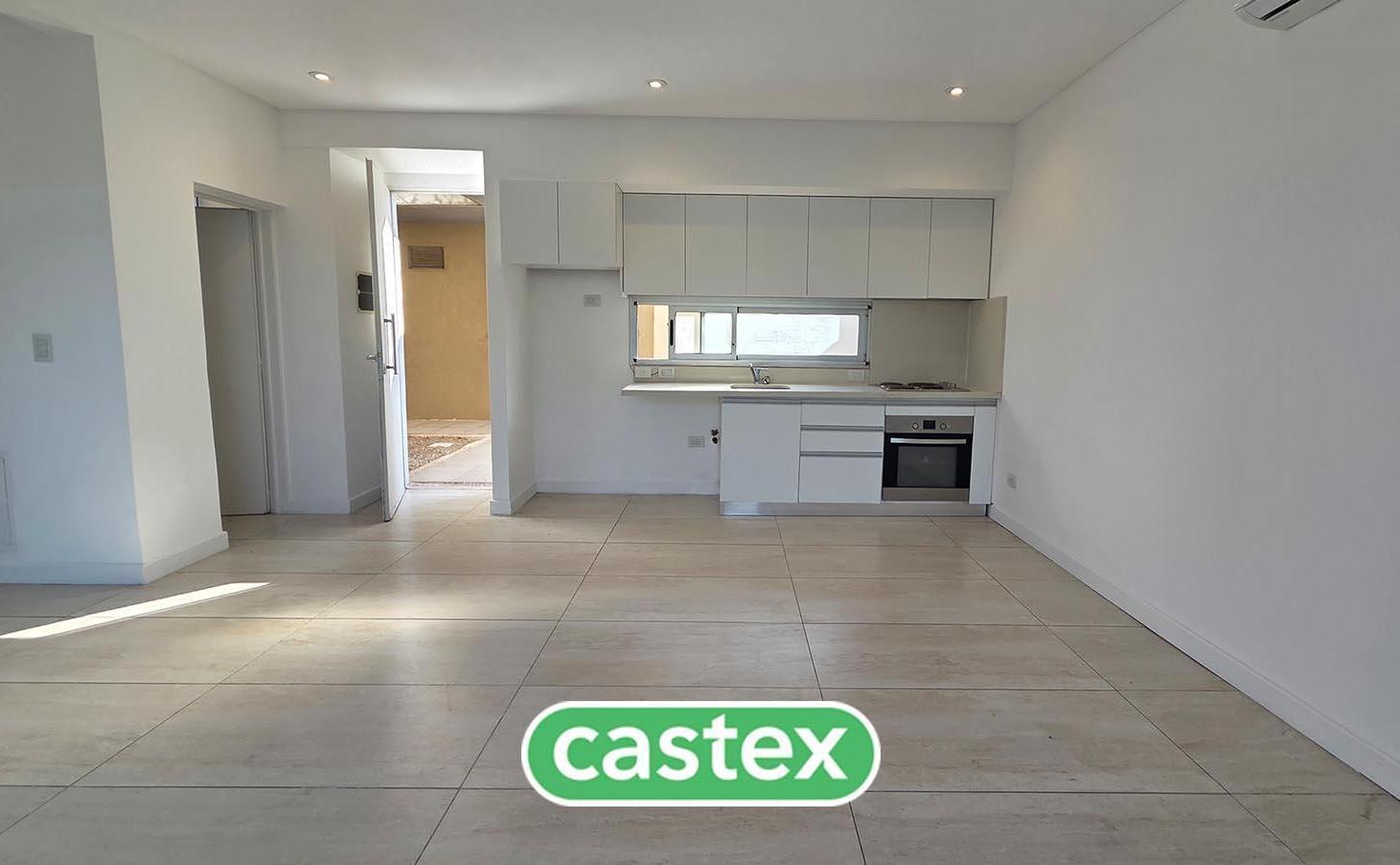 Foto de Departamento de 2 amb en Alquiler con Jardín en Las Piedras, Castaños, imagen 3