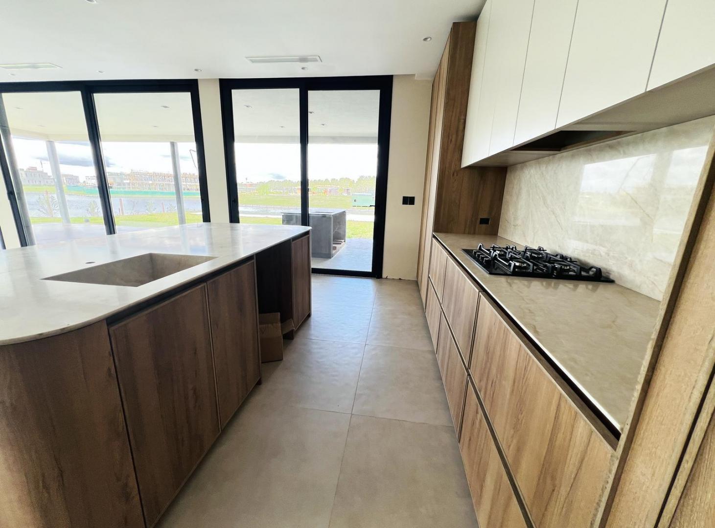 Foto de la propiedad en Casa en Venta al Agua en Barrio Los Puentes, Nordelta