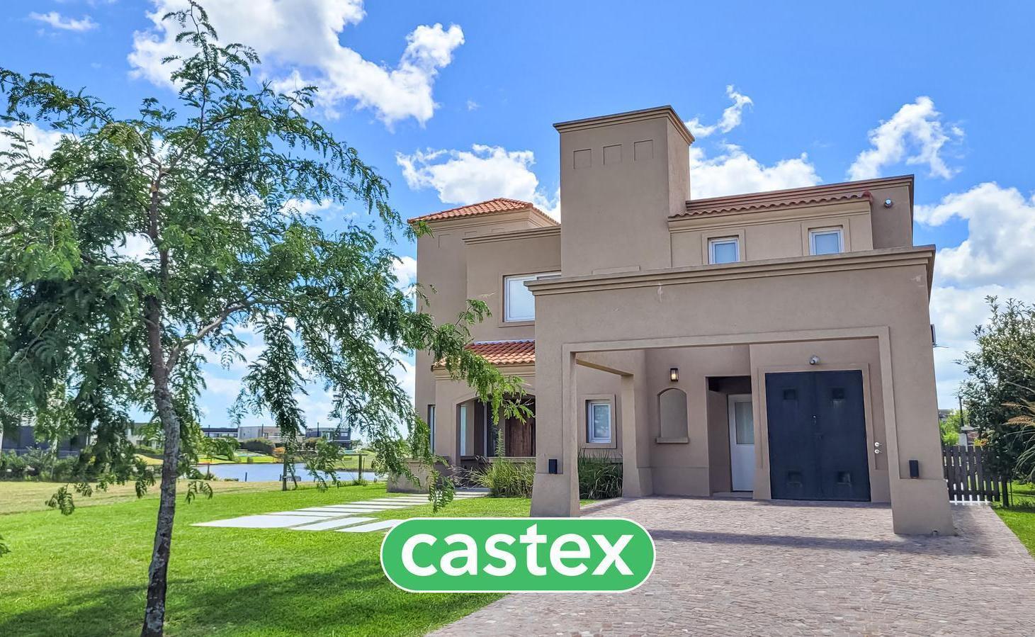 Foto de Casa en venta con pileta a la laguna en Marinas, Puertos, Escobar, imagen 2