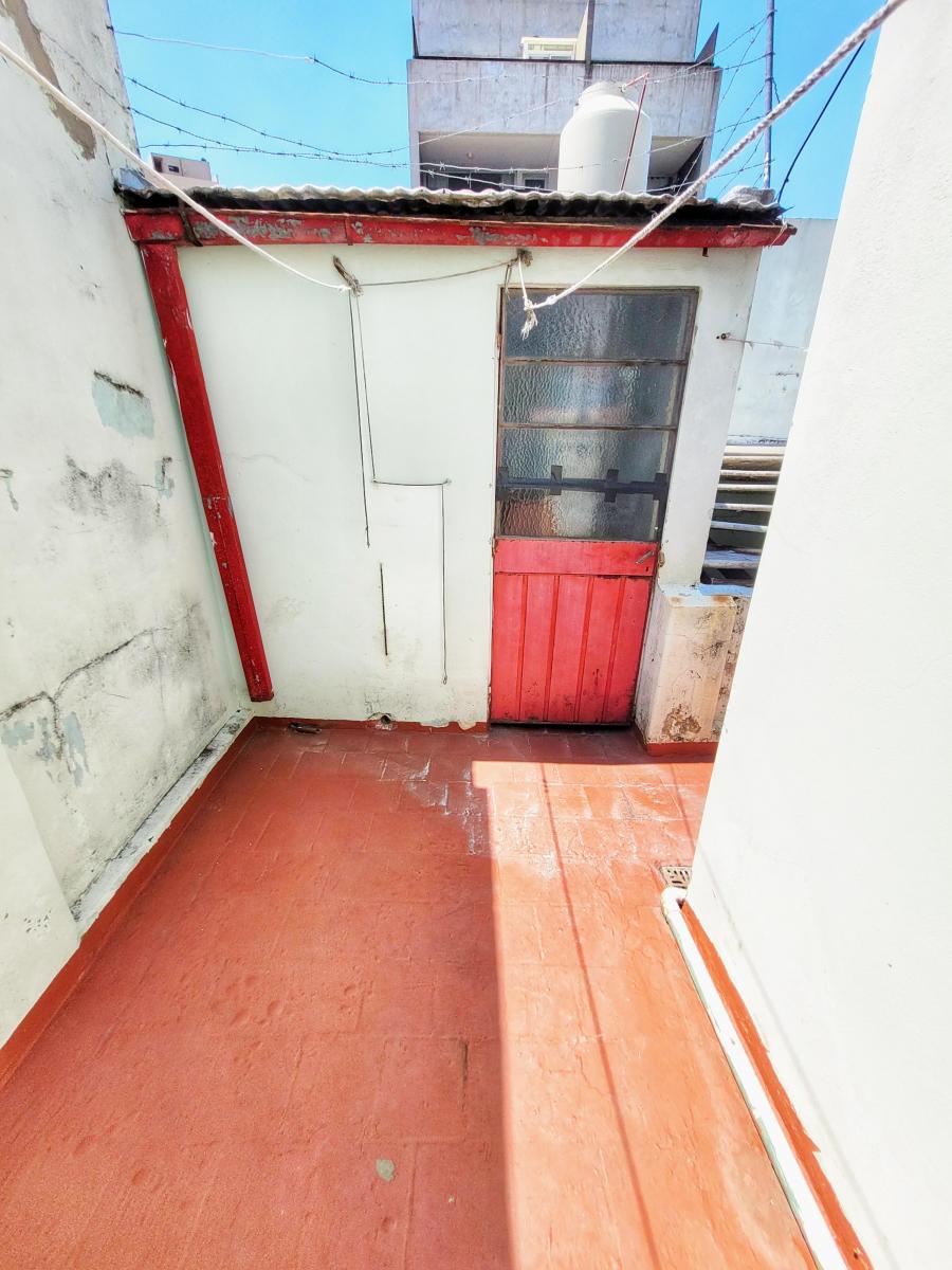 Oportunidad! PH 5 Ambientes con Patio y Parrilla 3