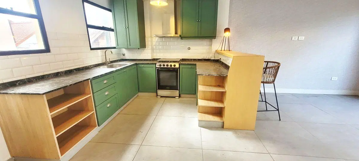 Venta Piso de 4 Ambientes Reciclado a Nuevo - Barrio Cafferata, Parque Chacabuco 2