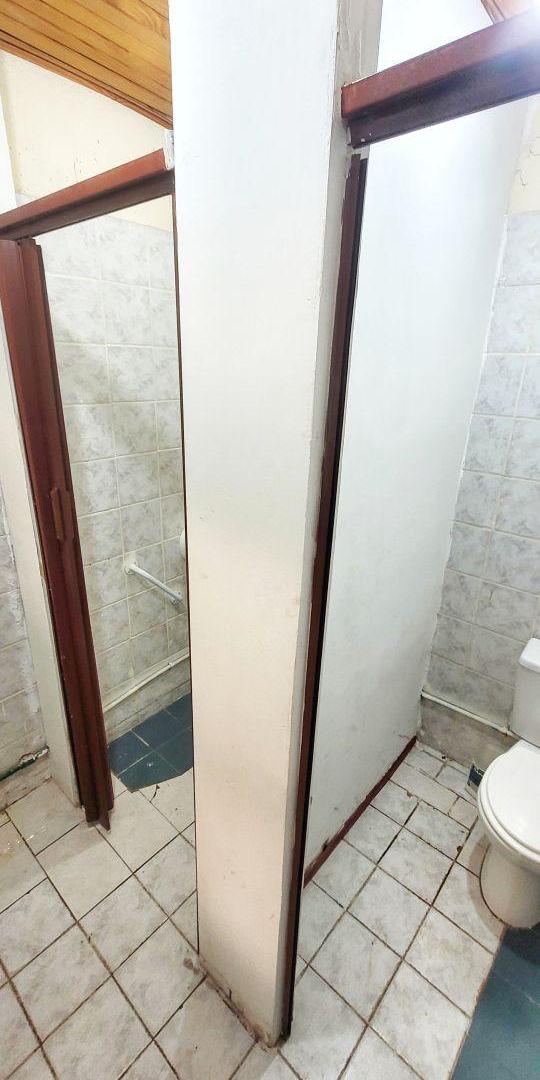Foto de Depósito En Alquiler 147 M2 En Esquina, imagen 3