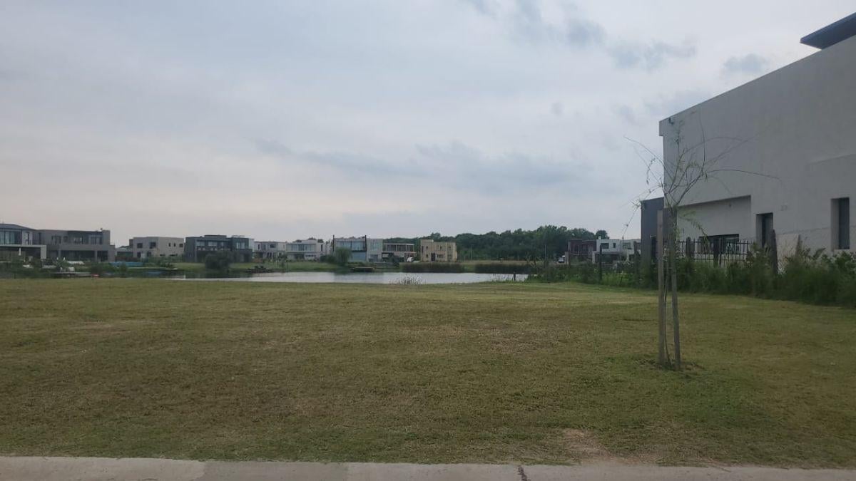 Foto de Lote con vista a la laguna en Santa Ana, imagen 5
