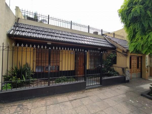 Hermosa Casa Multifamiliar, Cochera Pasante, Lote 10x50 (Villa Lugano) 4