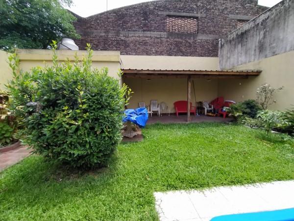 Hermosa Casa Multifamiliar, Cochera Pasante, Lote 10x50 (Villa Lugano) 2